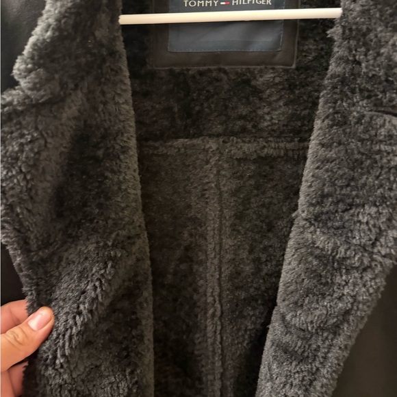 Tommy Hilfiger Men's Black Pea Coat - Picture 3 of 4